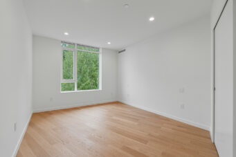 PH#1100 - 3963 Uplands Way